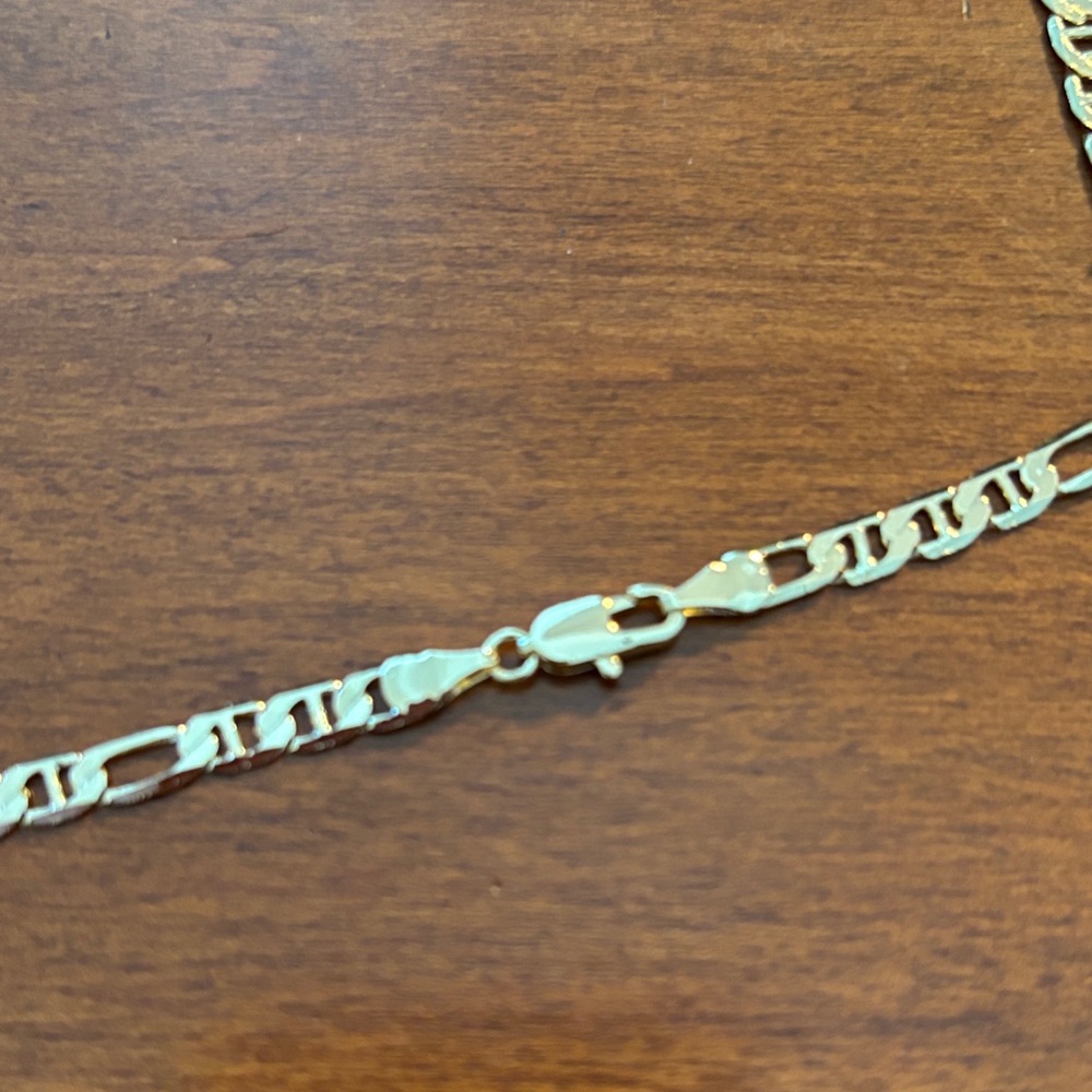Gold Chain Necklace - Picture 2 of 2